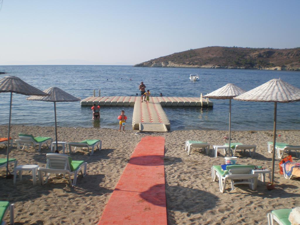Club Mackerel Holiday Village Foça Esterno foto