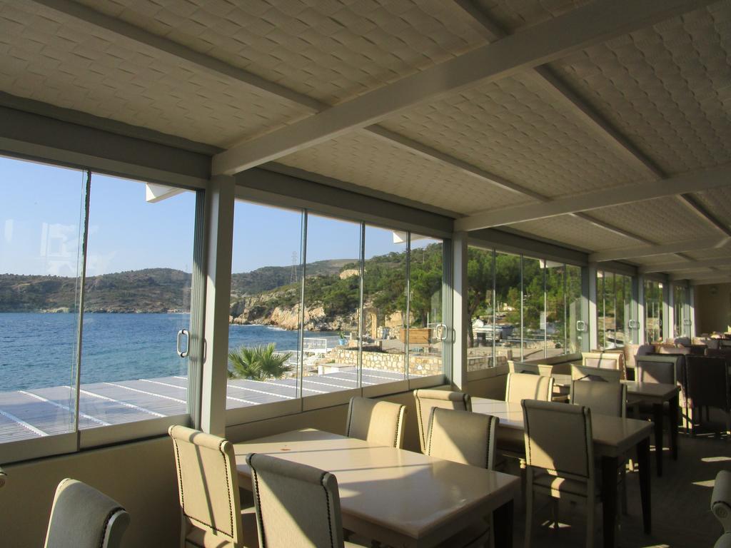Club Mackerel Holiday Village Foça Esterno foto