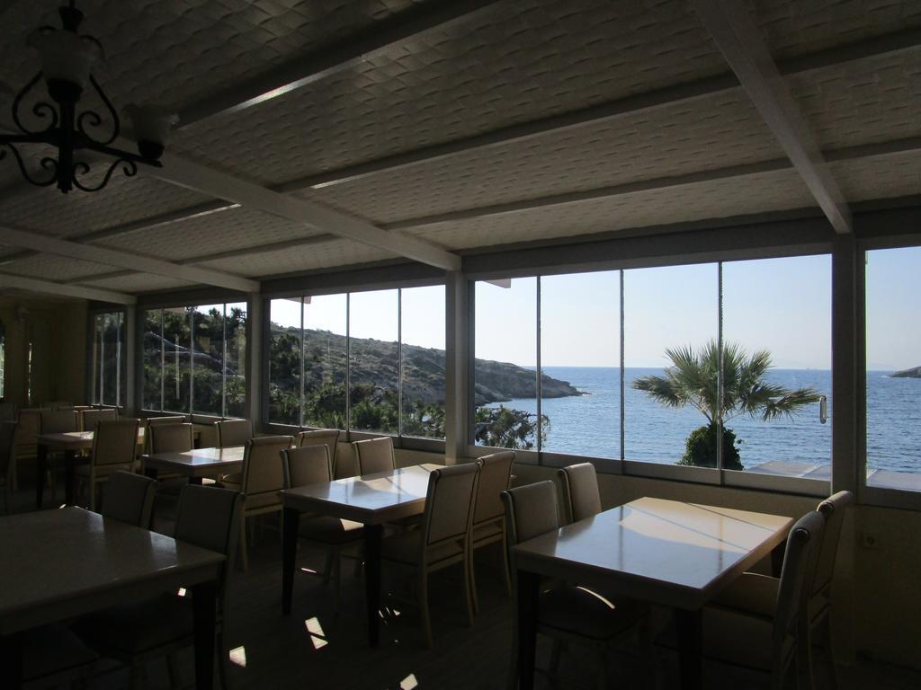 Club Mackerel Holiday Village Foça Esterno foto