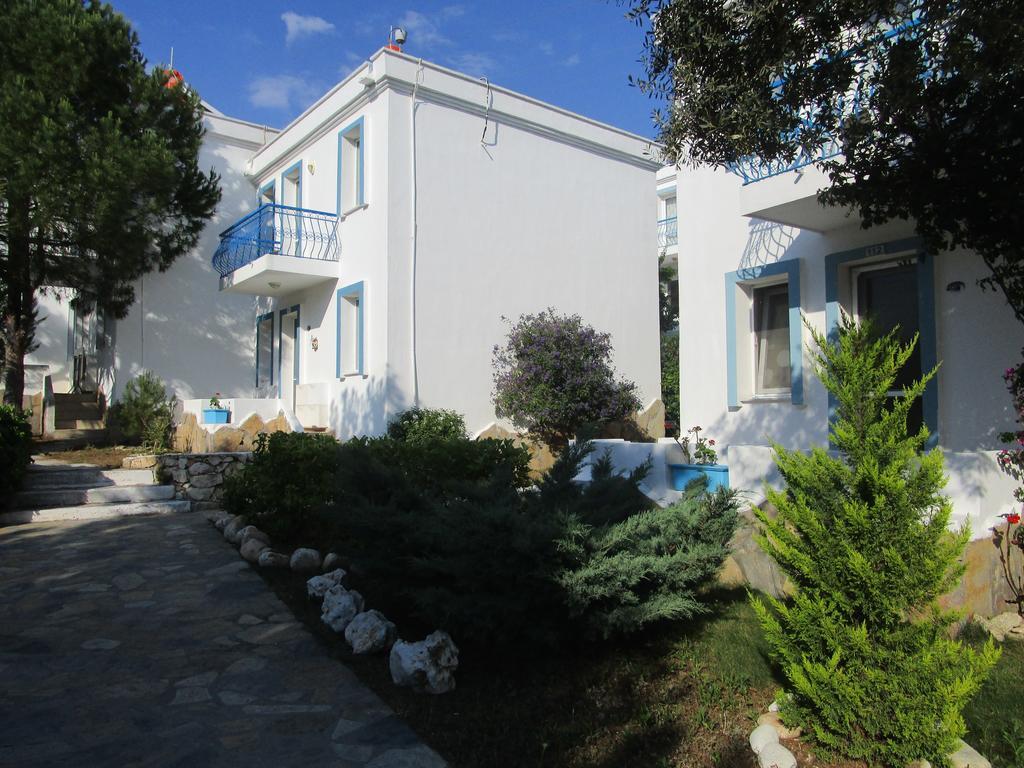 Club Mackerel Holiday Village Foça Esterno foto