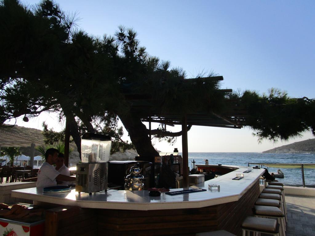Club Mackerel Holiday Village Foça Esterno foto